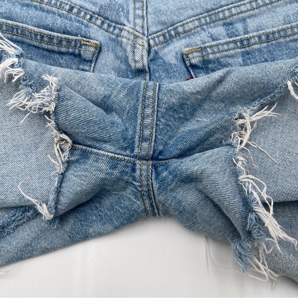 Levi’s Womens 501 Button Fly Camo Print Cutoff Denim Jean Shorts Size 32 (US 14) - Picture 6 of 12